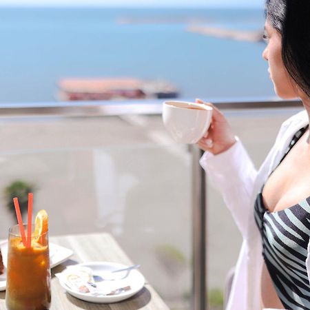 Hotel Frojd - Beach Front Resort Shëngjin エクステリア 写真