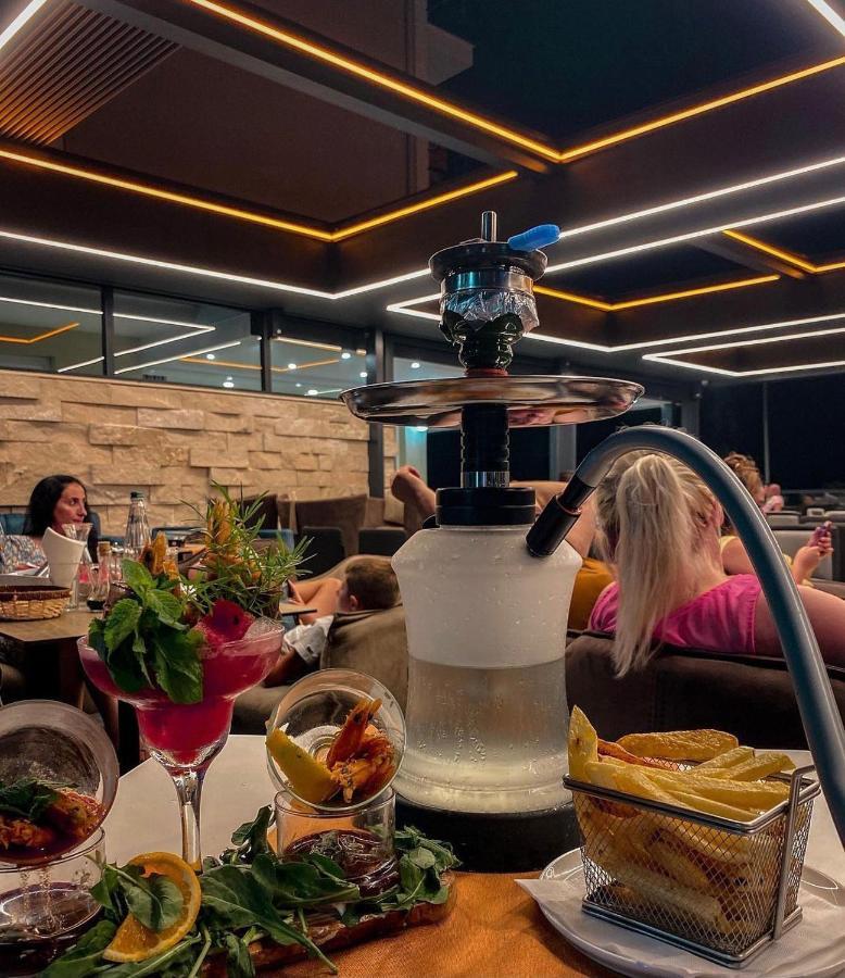 Hotel Frojd - Beach Front Resort Shëngjin エクステリア 写真
