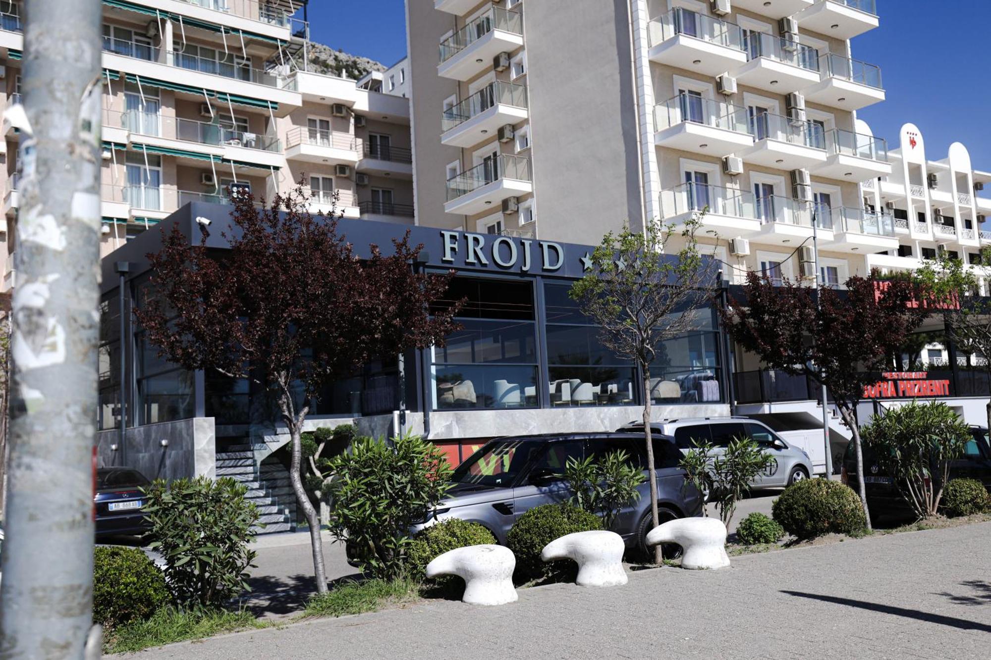 Hotel Frojd - Beach Front Resort Shëngjin エクステリア 写真